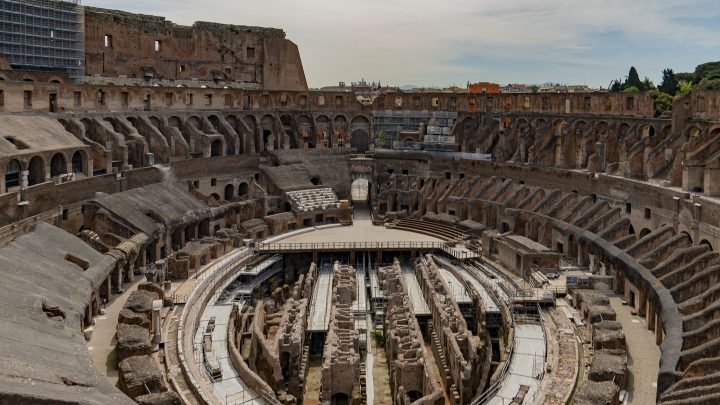 Ricostruzione dell’arena del Colosseo, fra storia e fantascienza